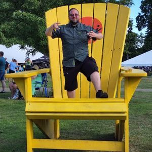 Meet your Posher, Eric